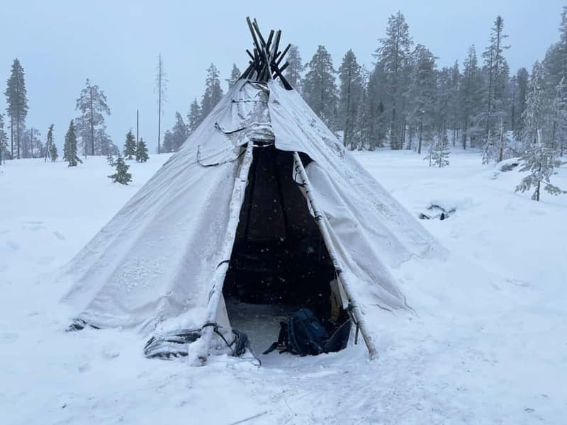 Arctic Gateway: Snowshoeing Expedition in Lapland - Campfire Warm-Up: Hot Beverages, Snacks, and a Softer Landing Back in Town
