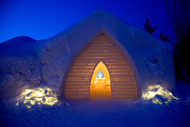 Arctic Snow Castle Visit with Lappish Dinner - Small Group Tour - What to wear in negative temps when the gear is included