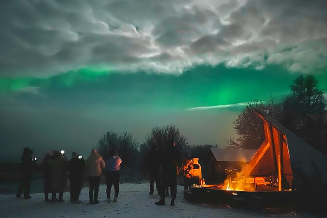 Aurora Hunt with BBQ in Rovaniemi - What the night feels like: group size, energy level, and comfort