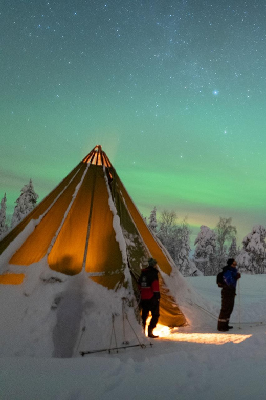 Auroras Northern Lights in Saariselka - The guide factor, from Song to Christina to Tome
