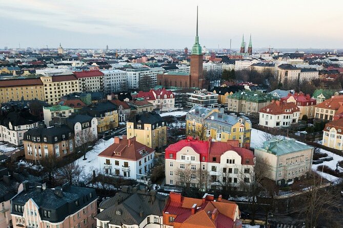 Best of Helsinki Walking Tour-3 Hours, Small Group max 10 people - University vibes and the National Library you can spot but may miss