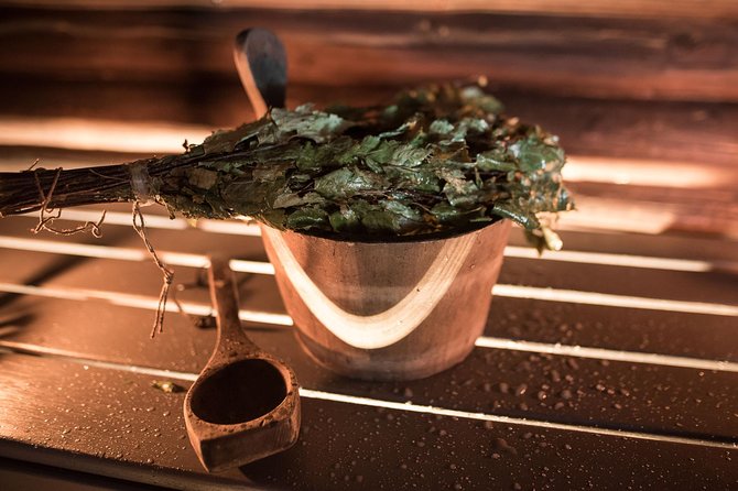 Best Of Lapland: Sauna, Ice swimming, Dinner & Northern Lights - The Wood-Fired Sauna: What It Actually Does and How to Handle It