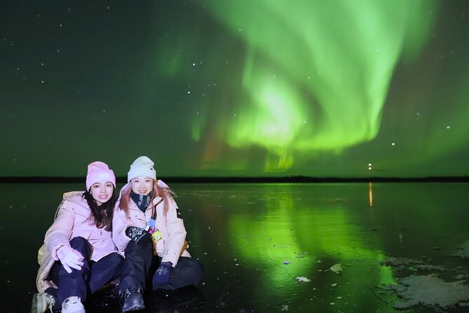 Chasing Aurora with Photographer - Small Group - Aurora in Rovaniemi, planned like a photo shoot