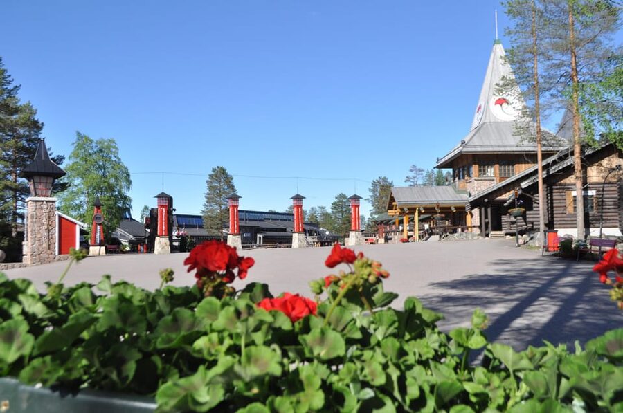 City tour and Santa Claus village visit in Lapland - Santa Claus Live Meeting, What It Adds, and What to Expect