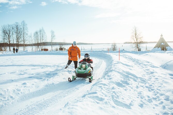 Family Snowmobiling in Rovaniemi, Apukka Resort - Family snowmobiling at Apukka Resort, why it works for kids