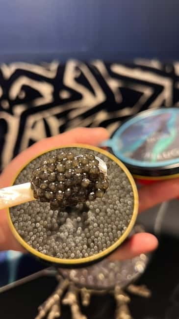 Finland: Nordic Caviar House in Helsinki. Tasting Experience - What you taste: four black caviar varieties, spoon by spoon
