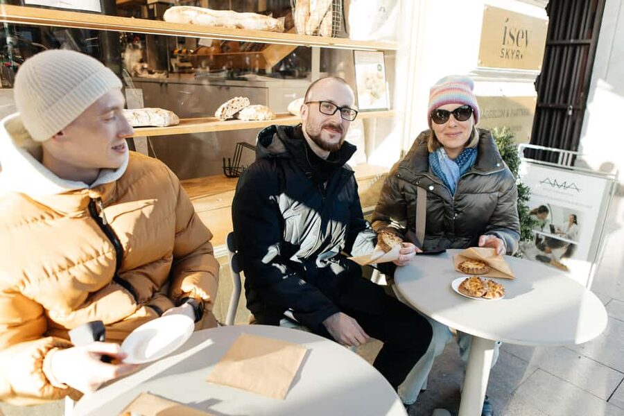 FOOD Tour with Rooftop Bar Visit in Helsinki - What the Guide Adds: Food Stories and Helsinki Context