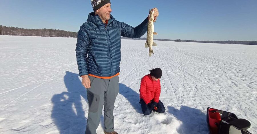 From Helsinki: Bodom Lake Ice Fishing with Food & Drinks - Winter gear reality check, plus how to stay comfortable
