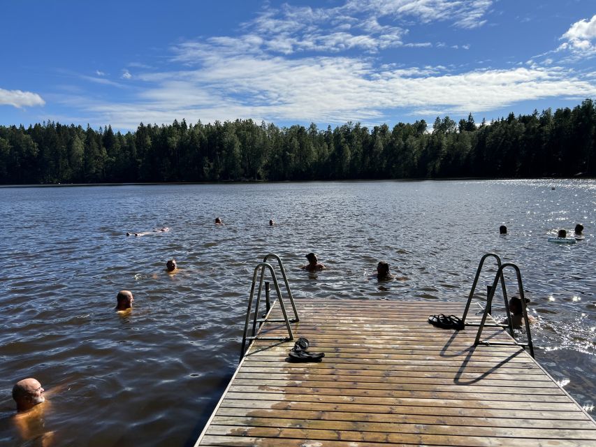 From Helsinki: Hike and Sauna in Sipoonkorpi National Park - From Mannerheiminaukio to the forest: how the day actually flows