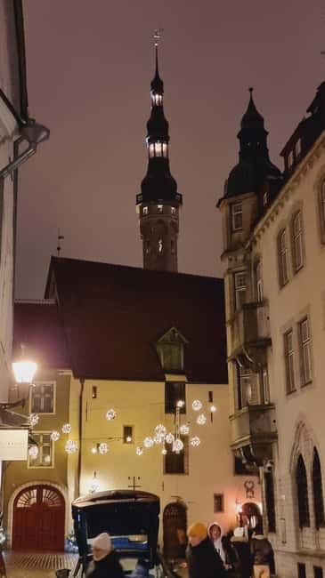 From Helsinki: Luxury Trip to Tallinn Ferry +VIP Car - Kesklinn Free Time: Shopping and Finding Your Next Move