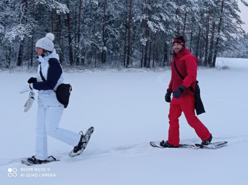 From Helsinki: Nuuksio National Park Hiking Tour with Food - Winter Snowshoe Walking and Summer Lake Time