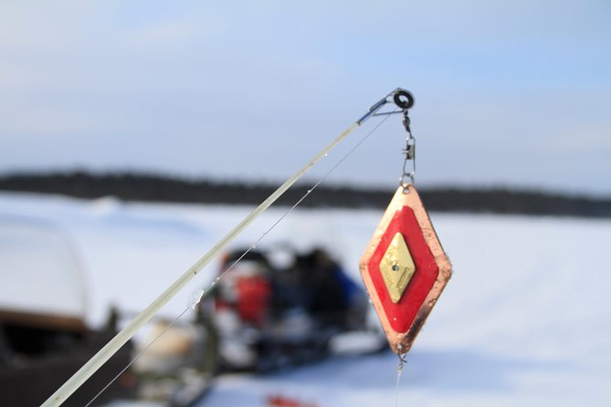 From Ivalo: Ice Fishing Safari to Lake Inari, reindeers & lunch - Guide Names, Group Size, and Why Those Small Details Matter
