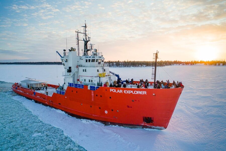 From Kemi: Icebreaker Cruise, Ice Floating & Transfer - Why an icebreaker cruise feels special, even if you have seen snow before