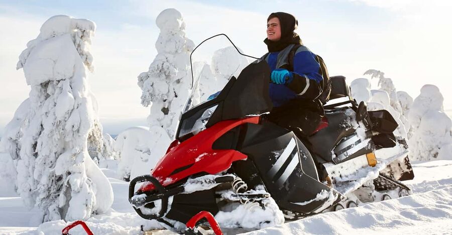 From Rovaniemi: 2-Hour Snowmobile Safari - The end of the safari: back to the start, plus an optional go-faster moment
