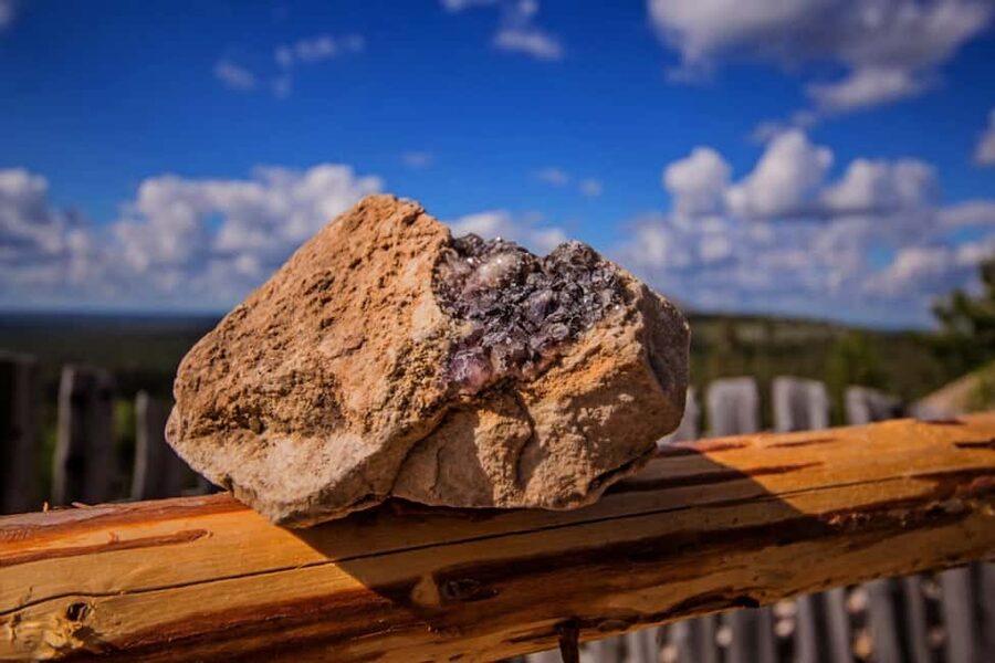 From Rovaniemi: EXCURSION TO THE AMETHYST MINE IN LUOSTO - Time to Warm Up: Berry Juice, Gloves, and Comfort at the Site