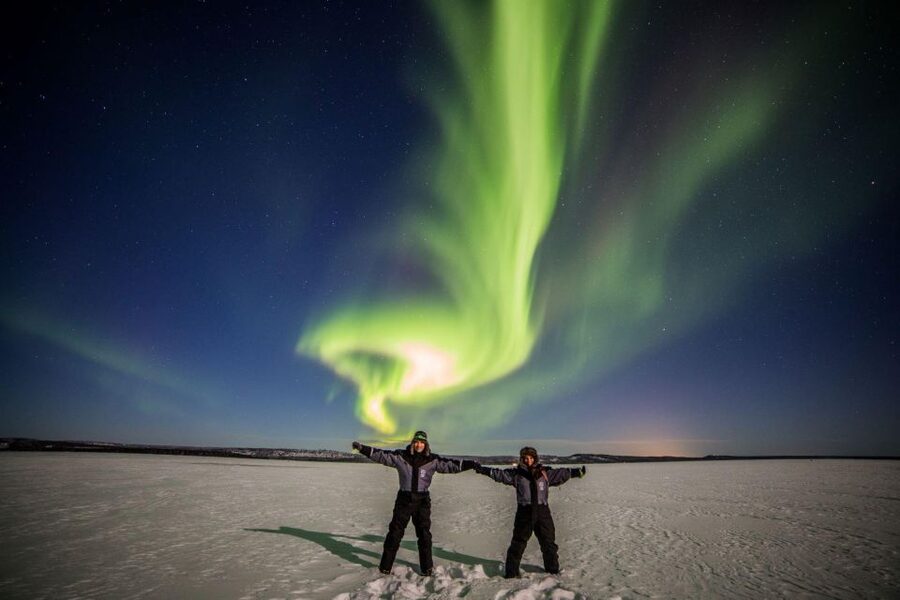 From Rovaniemi: Lakeside Aurora’s Paparazzi Photography - Key things that make this tour worth a look