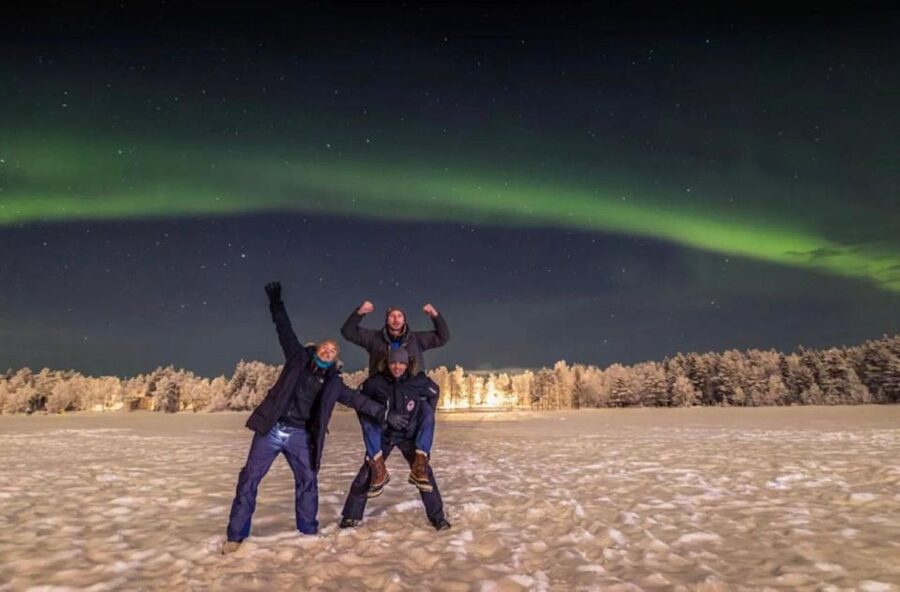 From Rovaniemi: Northern Lights Chase with BBQ and Photos - Photos with the Aurora: great perk, just manage expectations
