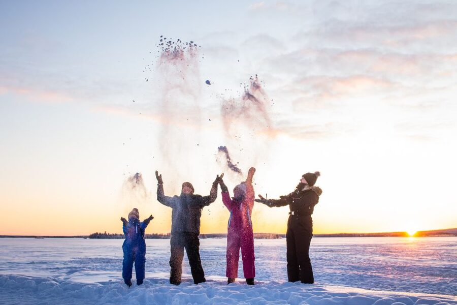 From Rovaniemi: Private Photoshoot in the Lappish Wilderness - Who this private session is best for (and who should skip it)