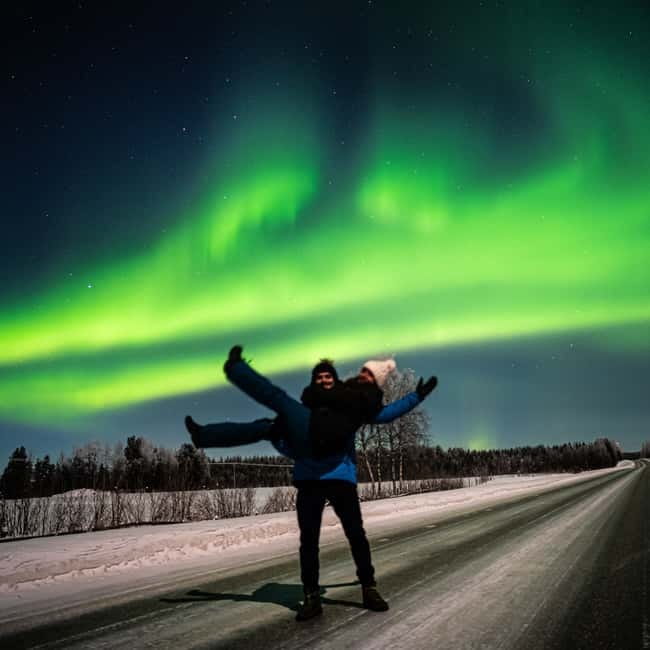 From Rovaniemi: Short Aurora Borealis Photography Expedition - Aurora photography help you will actually use