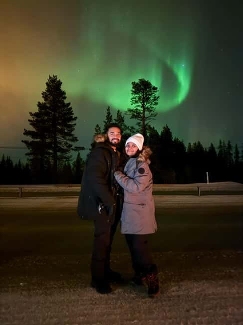 Guarantee Northern Lights Hunt by Minibus With Local Guide - The 10-hour plan: leaving Rovaniemi, chasing, then waiting smarter