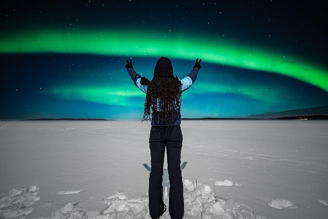 Guaranteed Northern Lights Group Tour with Photos - Timing, group size, and comfort on a cold night