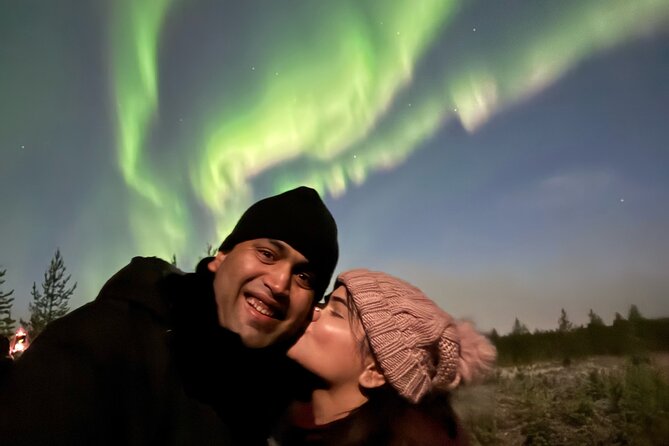 Guaranteed Northern Lights Tour in Rovaniemi - Entering the 6:30 pm aurora rhythm in Rovaniemi