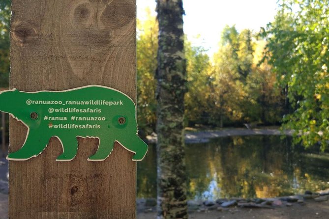 Guided Ranua Wildlife Park tour with Lunch, Small group adventure - The guided zoo walk: what a pro should do for your time