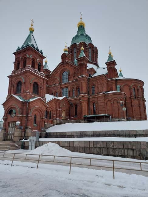 Helsinki: A Finntastic Walking Tour with a Local Guide - University of Helsinki: education as a real Finnish value