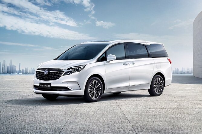 Helsinki Airport HEL Private Arrival Transfer to Helsinki City - Comfort that you actually feel after a flight
