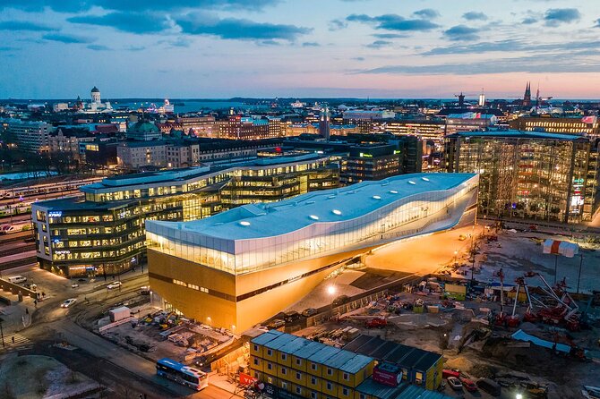 Helsinki Airport HEL Private Arrival Transfer to Helsinki City - 24/7 support and the communication advantage