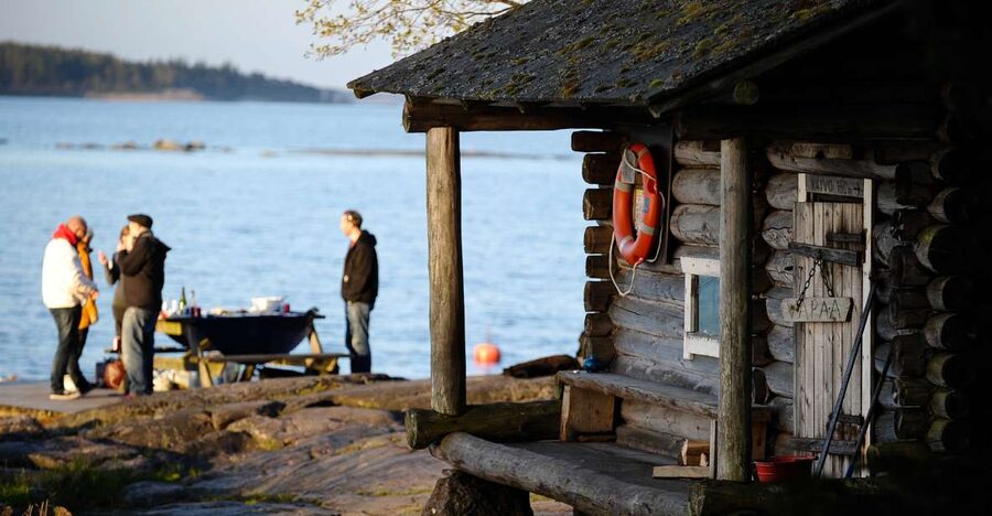 Helsinki: Archipelago RIB Boat Tour with BBQ Lunch and Sauna - The island stop: walking tour, nature talk, and how the ice age still matters