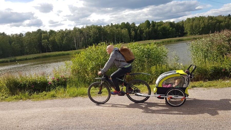 Helsinki: Bike or E-Bike Tour, BBQ, Sauna, Parks, and Forest - Keskuspuisto: the urban wilderness ride back
