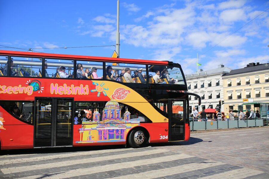 Helsinki by Bus and Boat 24-Hour Combo Ticket - The boat at Market Square: your 1.5-hour Helsinki shortcut