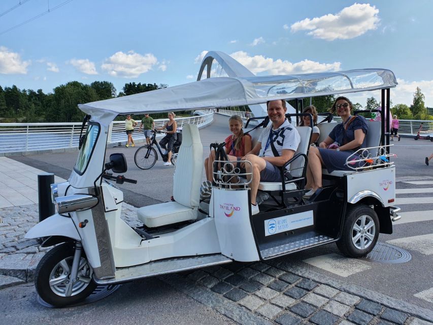 Helsinki City: 2.5-Hour City Tour with Electric TukTuk - Kaivopuisto Park: Embassies, Villas, and a Softer Side of the City