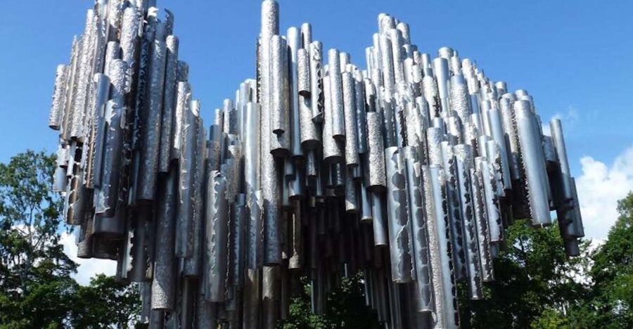 Helsinki: City and Suomenlinna 5-Hour Sightseeing Tour - Helsinki photo stops: Sibelius Monument and Senate Square