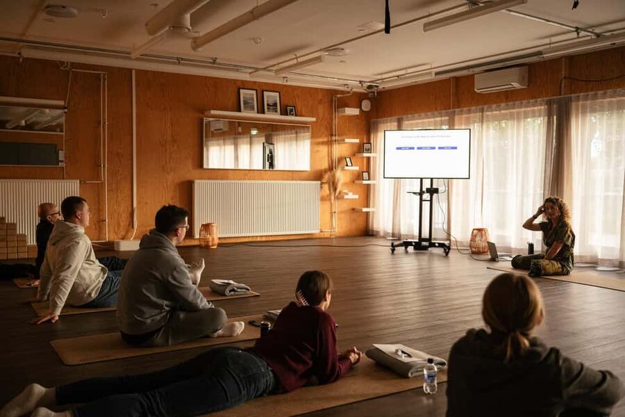 Helsinki: Finnish Ice Swimming & Sauna Training Experience - Quick hits before you go
