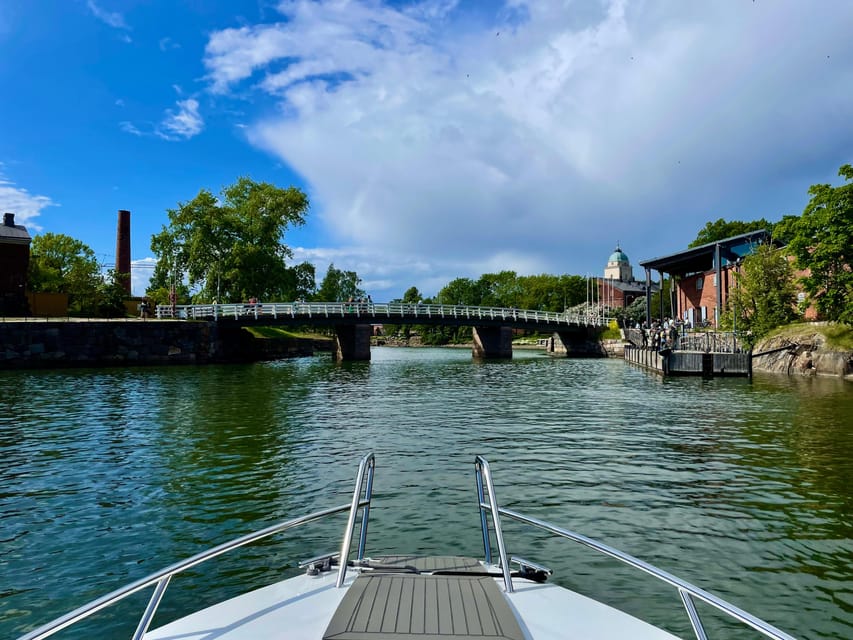 Helsinki: Private Boat Tour - The Skipper Factor: Certifications and the Way the Tour Flows