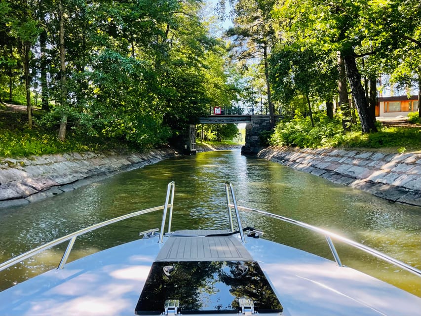 Helsinki: Private Boat Tour - What You’ll Actually See, with Suomenlinna as the Anchor