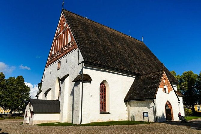 Helsinki Private Sightseeing + Medieval Town Porvoo - Porvoo Old Town Walk: Cobblestones, Wooden Buildings, and River Warehouses