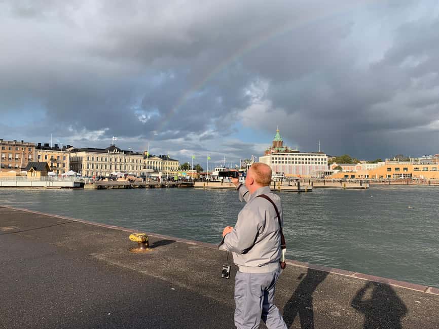 Helsinki: Private Walking Tour with a Local - Practical walking advice for Helsinki weather and shoe choices