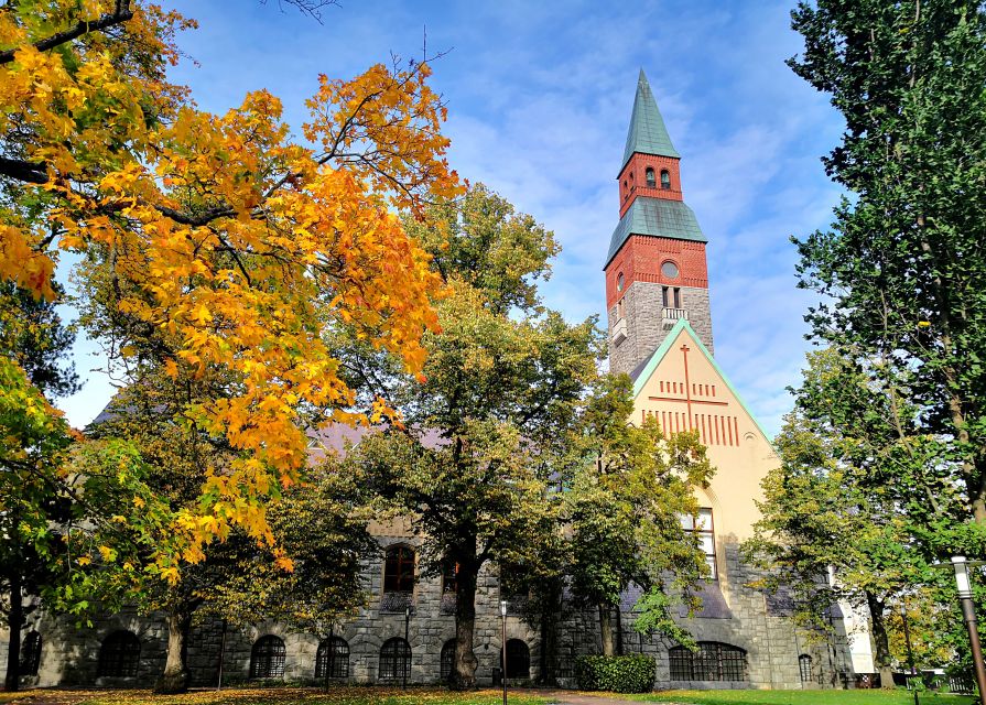 Helsinki: Small-Group Walking Tour with City Planner Guide - Esplanadi Park, Runeberg’s monument, and a classic stroll pause