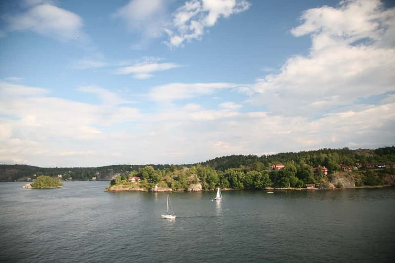 Helsinki-Stockholm Oneway Overnight Cruise with Cabin Stay - Your private sea-view cabin: comfort, quiet, and realistic expectations