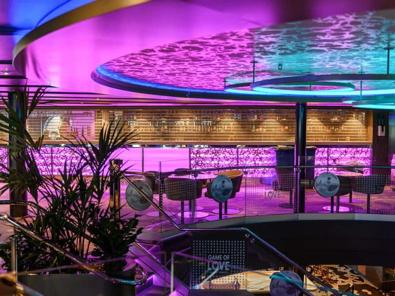 Helsinki-Stockholm Oneway Overnight Cruise with Cabin Stay - How the onboard day flows: live shows, bars, and activities