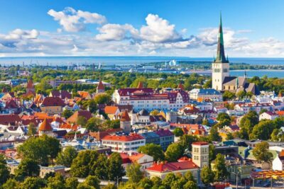 Tallinn Guided Day Tour with Ferry Crossing