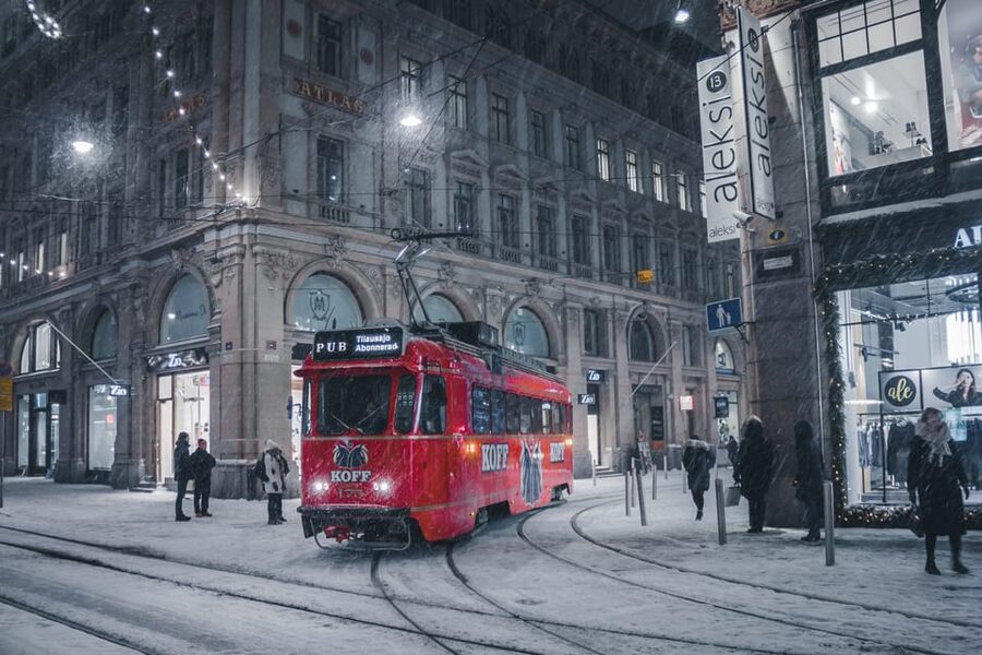 Helsinki: Tram Tour - Iso Roobertinkatu: A Short Taste of Everyday Helsinki