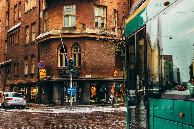 Helsinki tram tour with a city planner - From Aleksanterinkatu 9 to Senate Square, you get Helsinki’s spine early