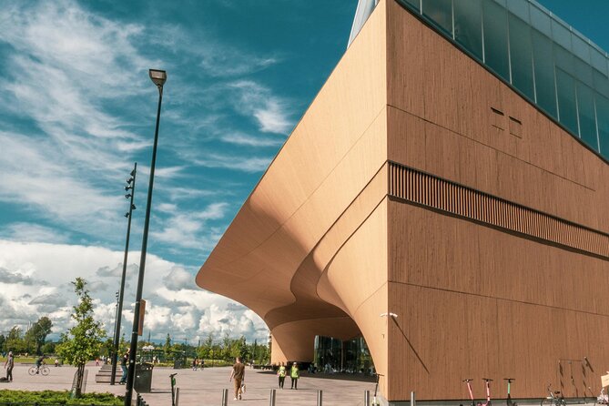 Helsinki Walking Tour With a Sociologist - Uspenski Cathedral: Orthodox History in Helsinki