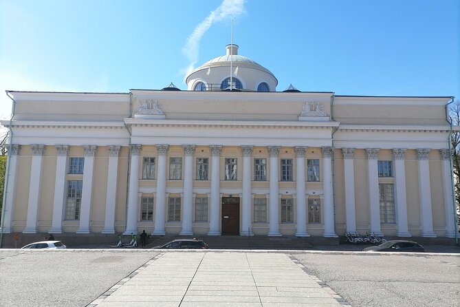Helsinki Walking Tour With a Sociologist - Kauppatori and the Old Market Hall: Food, Trade, and Everyday Life