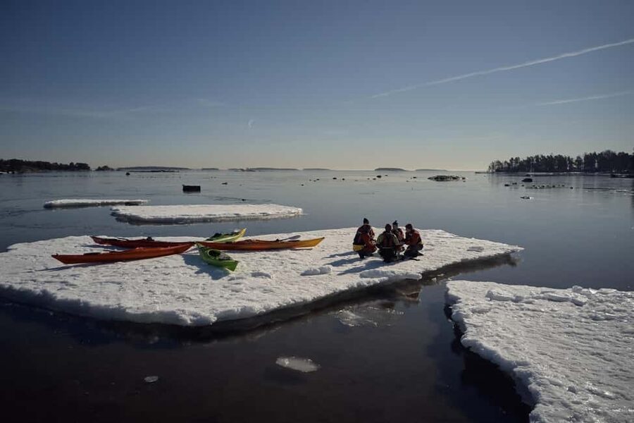 Helsinki: Winter Kayaking in Eastern Helsinki Archipelago - Price and Value: Is $187 Worth It for a 2.5-Hour Winter Adventure?