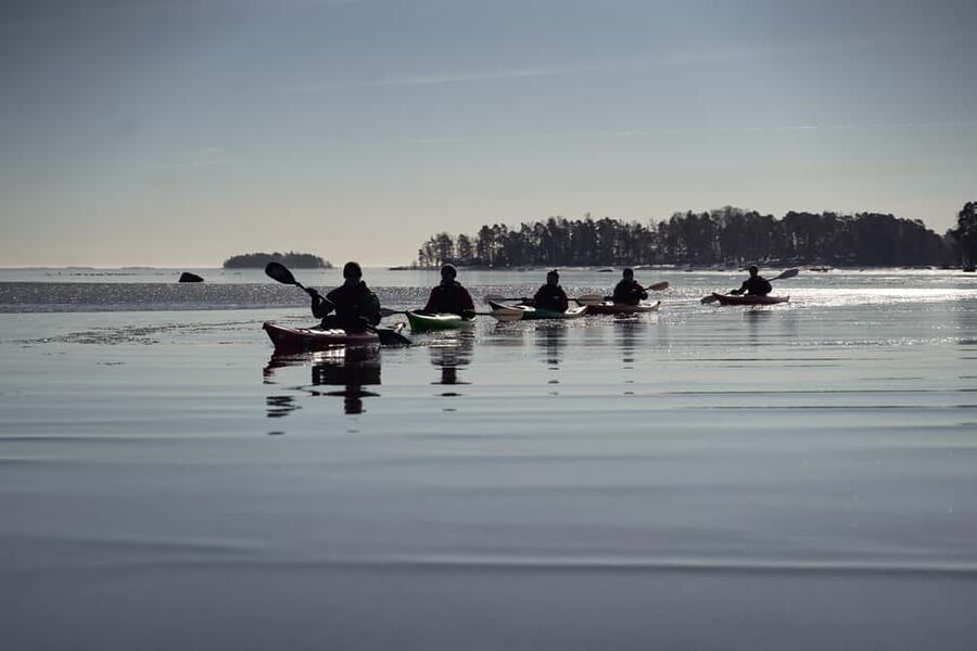 Helsinki: Winter Kayaking in Eastern Helsinki Archipelago - The 15-Minute Safety Briefing: How You Get Comfortable Fast
